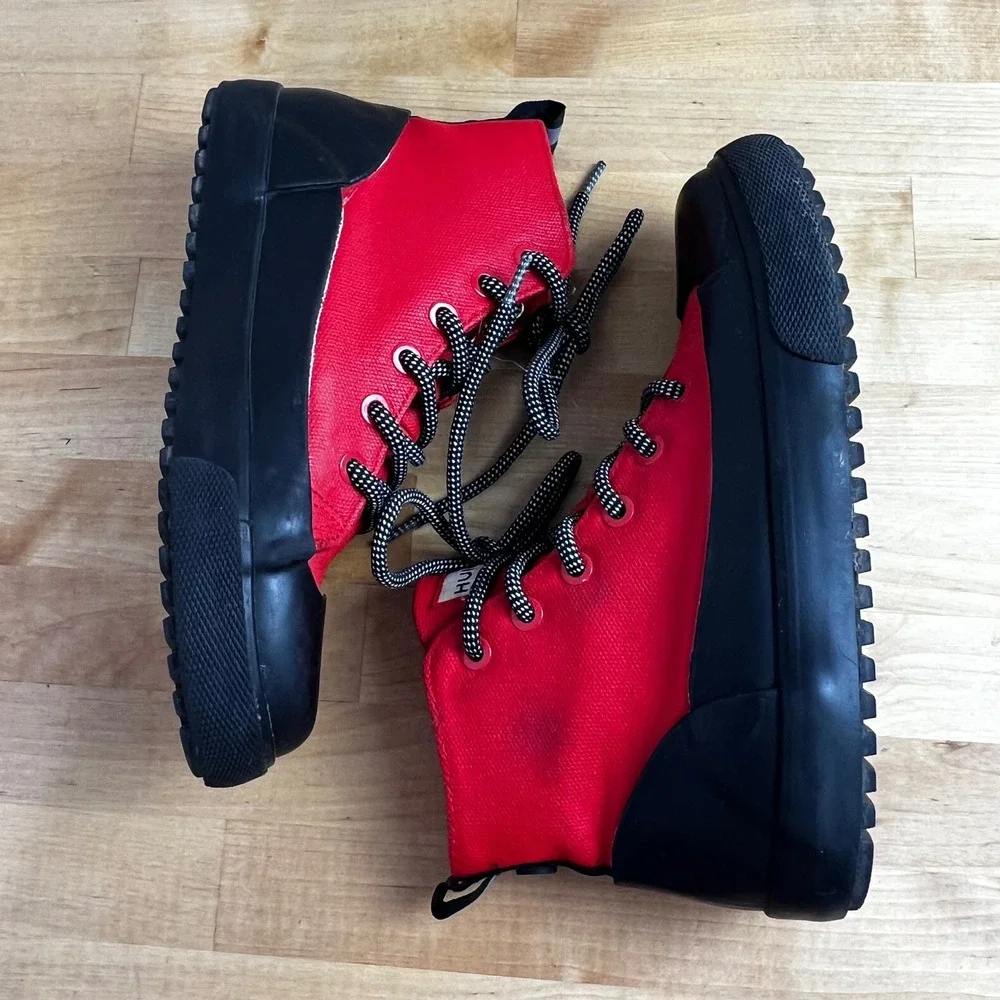 Hunter for Target Sneakers High Top‎ Canvas Rubber Dipped Red Kids Size 2